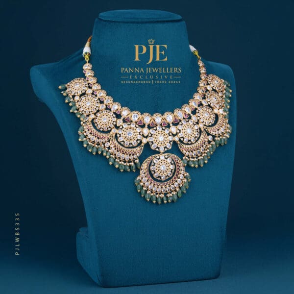 PEARLS SHORT NECKLACE | 48.19 grams