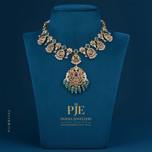 PEARLS SHORT NECKLACE | 23.02 grams