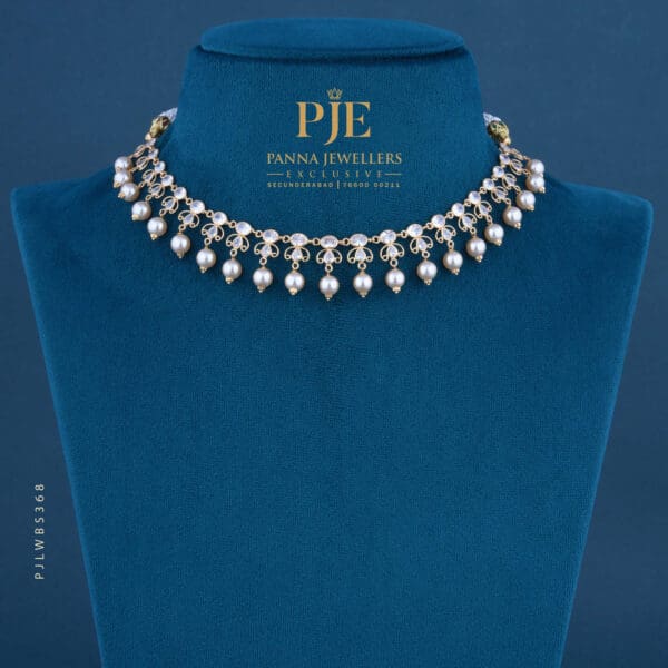 PEARLS SHORT NECKLACE | 6.49 grams