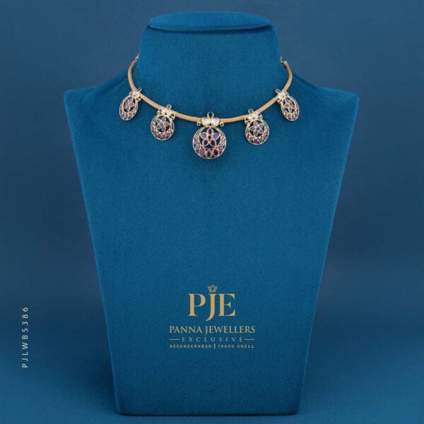 PEARLS SHORT NECKLACE | 13.73 grams