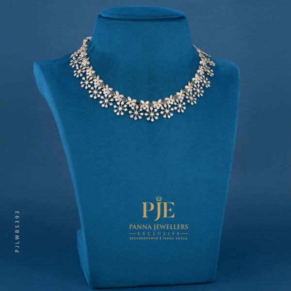 PEARLS SHORT NECKLACE | 11.24 grams
