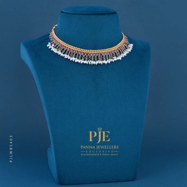 PEARLS SHORT NECKLACE | 18.14 grams