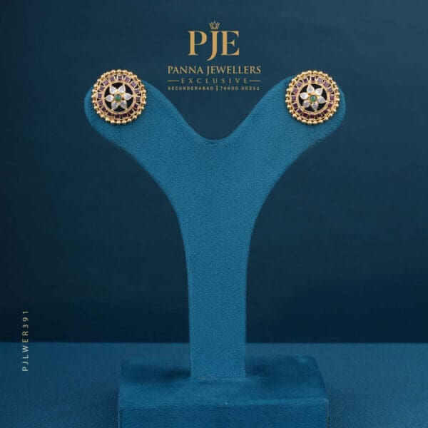 GOLD EARRINGS | 5.24 grams