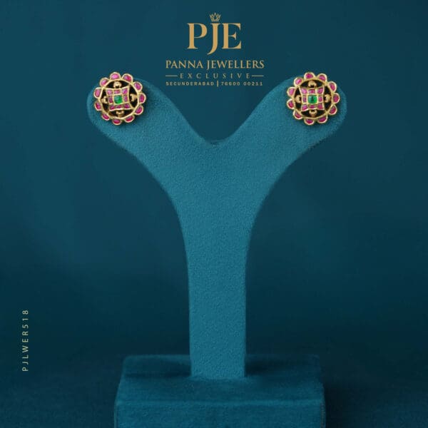 GOLD EARRINGS | 6.77 grams