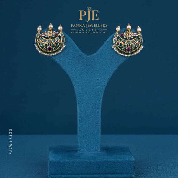 GOLD EARRINGS | 5.76 grams