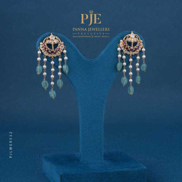 GOLD EARRINGS | 5.5 grams