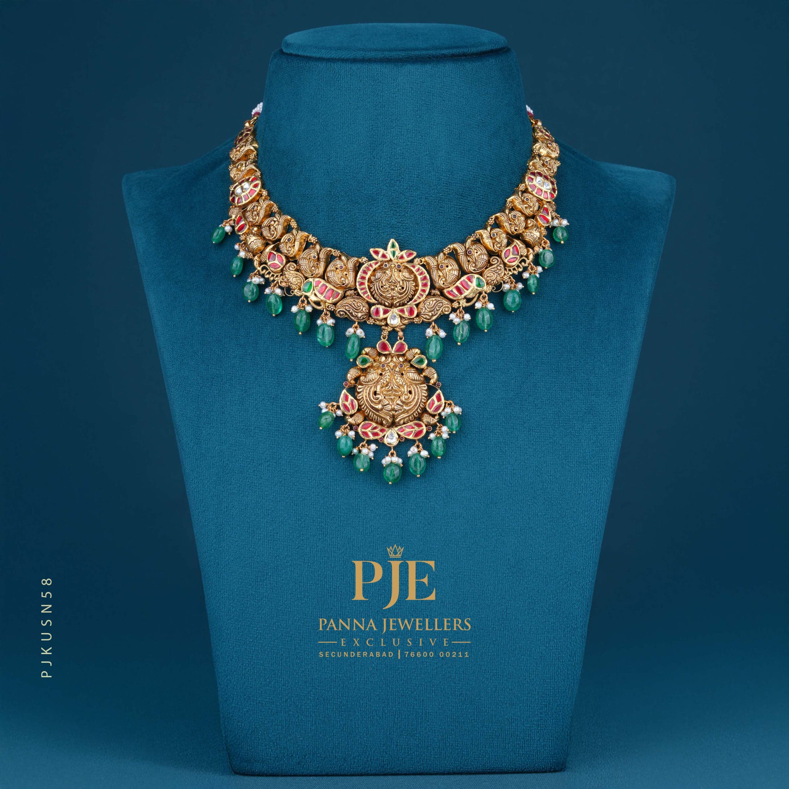 KUNDAN SHORT NECKLACE | 35.90 Gram KUNDAN SHORT NECKLACE | 35.90 Gram
