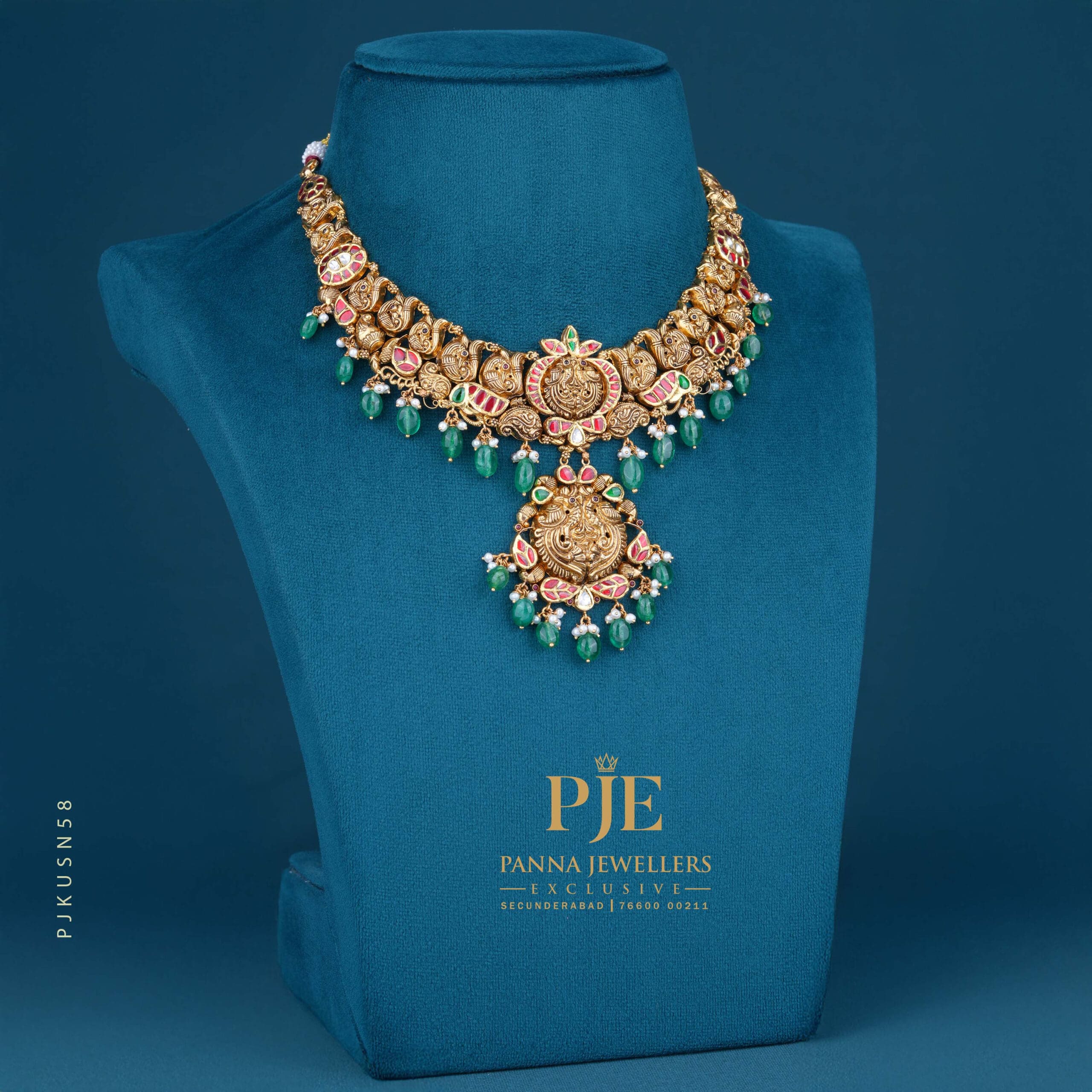 KUNDAN SHORT NECKLACE | 35.90 Gram KUNDAN SHORT NECKLACE | 35.90 Gram