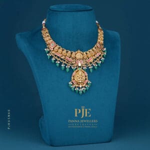 KUNDAN SHORT NECKLACE | 34.77 Gram KUNDAN SHORT NECKLACE | 34.77 Gram