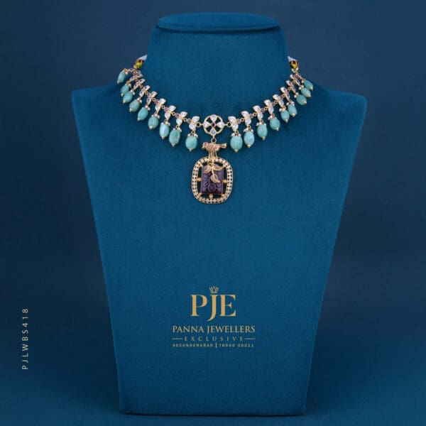 PEARLS SHORT NECKLACE | 11.5 GRAMS