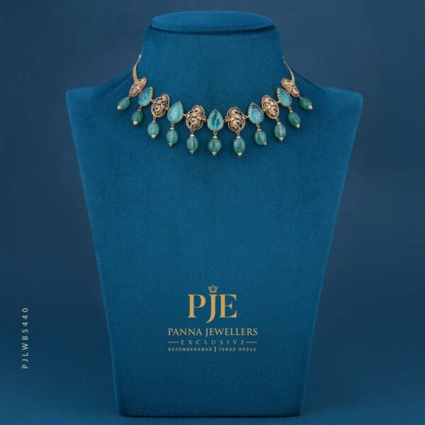PEARLS SHORT NECKLACE | 9.06 grams