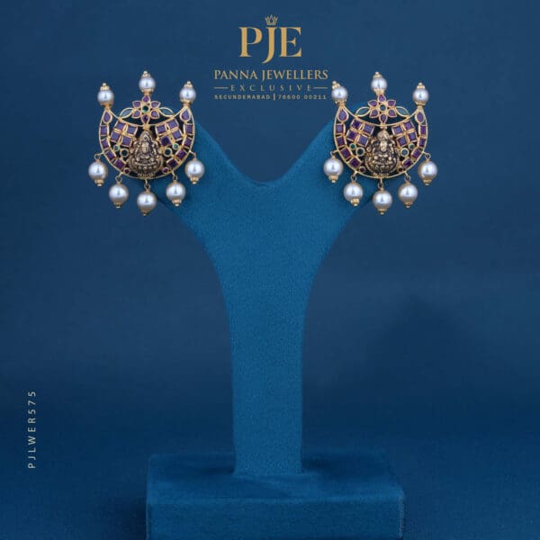 GOLD EARRINGS | 7.7 grams